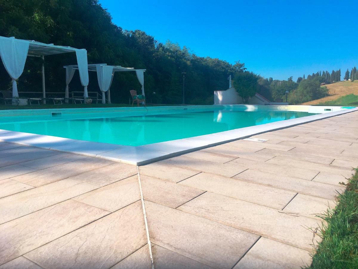 ラストラ・ア・シーニャ Cascina De' Fagiolariゲストハウス エクステリア 写真
